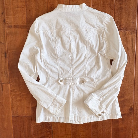 WHBM White Denim Jacket w/ Silver Floral Embroidery Womens 8 Vintage - Picture 8 of 15